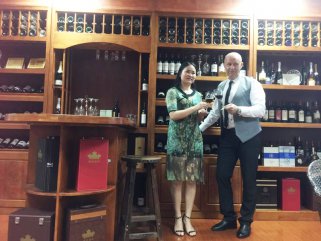 安徽代理商前來樱桃小视频在线观看總部考察谘詢